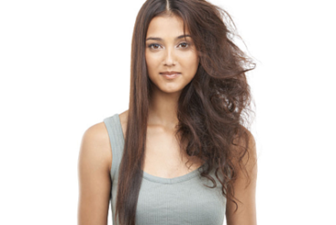 10 Inexpensive Trusted Home Remedies For Dry and Frizzy Hair